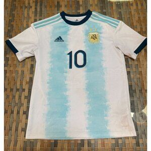 Boutique Soccer Jersey ~ Argentina 2018 ~ Leo Messi ~ Size Youth XL